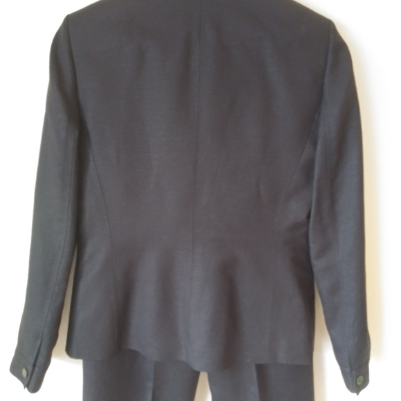 TAHARI Woman's Black Linen Blend Pant Suit - Picture 4 of 8